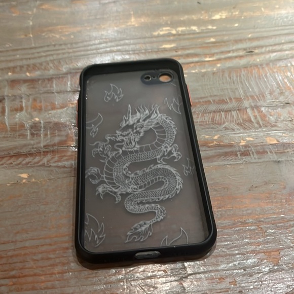 iPhone SE Black - Picture 2 of 4